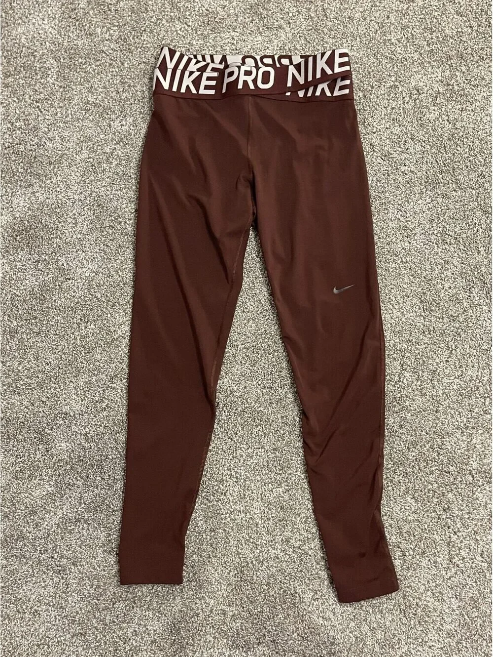 Nike Pro Dri-FIT Burgundy Cropped Compression Leggings Women's Large